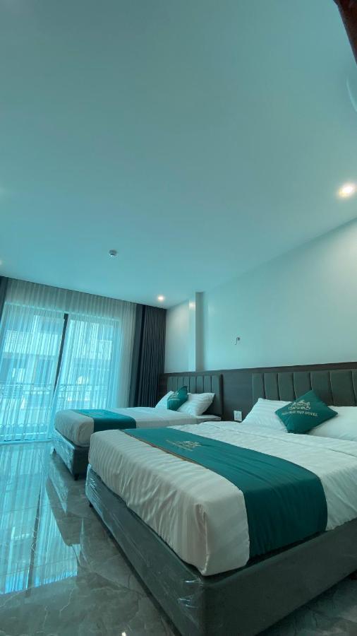 Tuan Chau Hqt Hotell Ha Long Exteriör bild