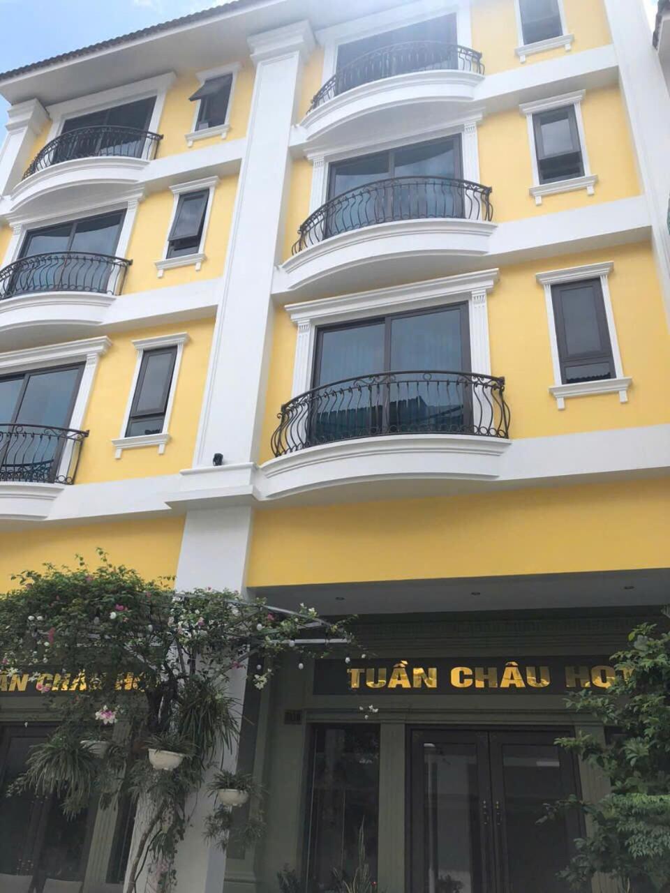 Tuan Chau Hqt Hotell Ha Long Exteriör bild
